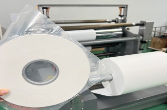 D-TEX LCD roll wipes for cleanroom and semiconductor industries