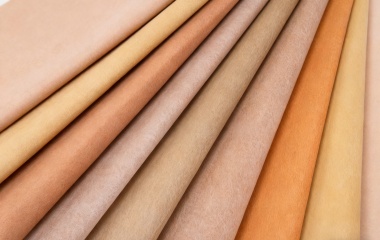 Dyed Viscose/Polyester Spunlace Nonwoven (Plain Pattern)